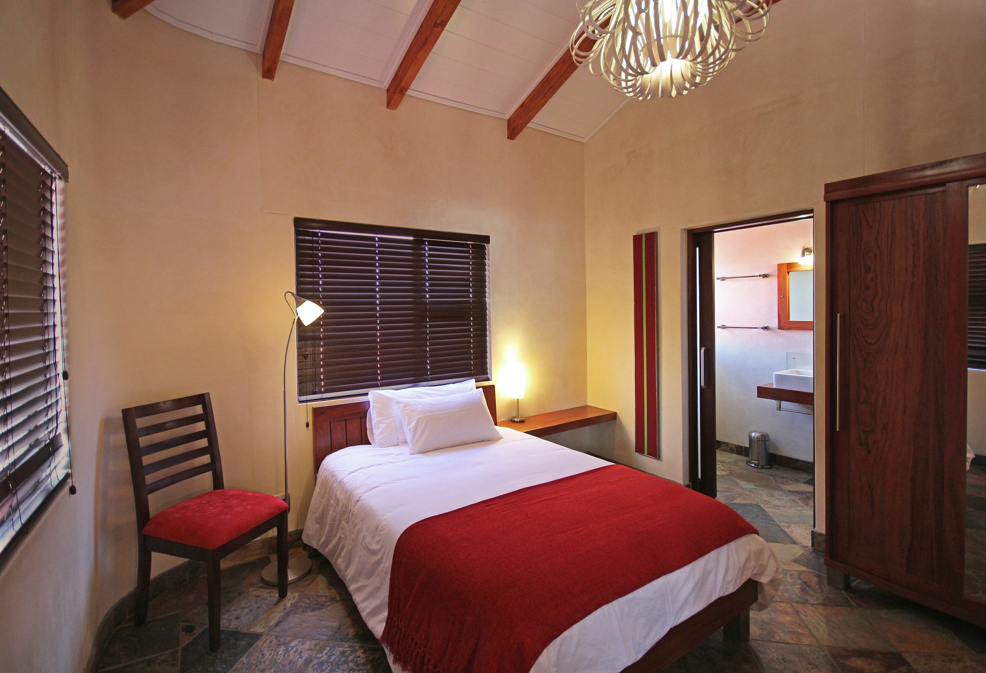 Hartmann Suites Serviced Self-Catering Apartments Windhuk Zewnętrze zdjęcie